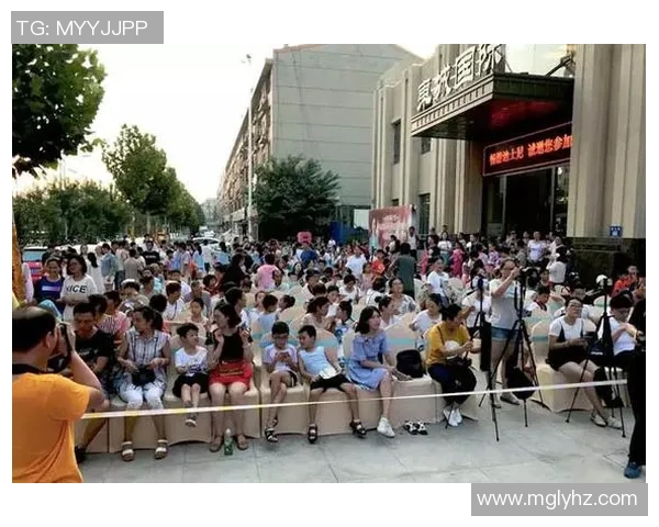 足球明星闪耀舞台展现魅力与才华的精彩演出盛典